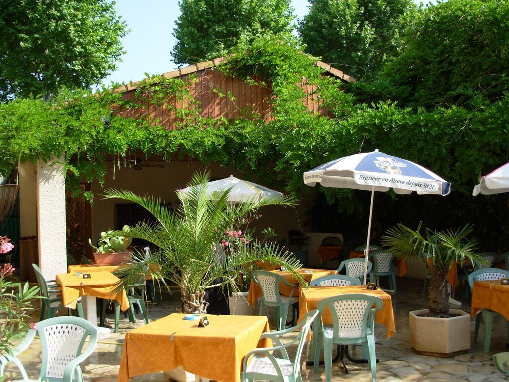 Hotel The Originals Romans-Sur-Isere Le Clos Des Tanneurs Exterior photo